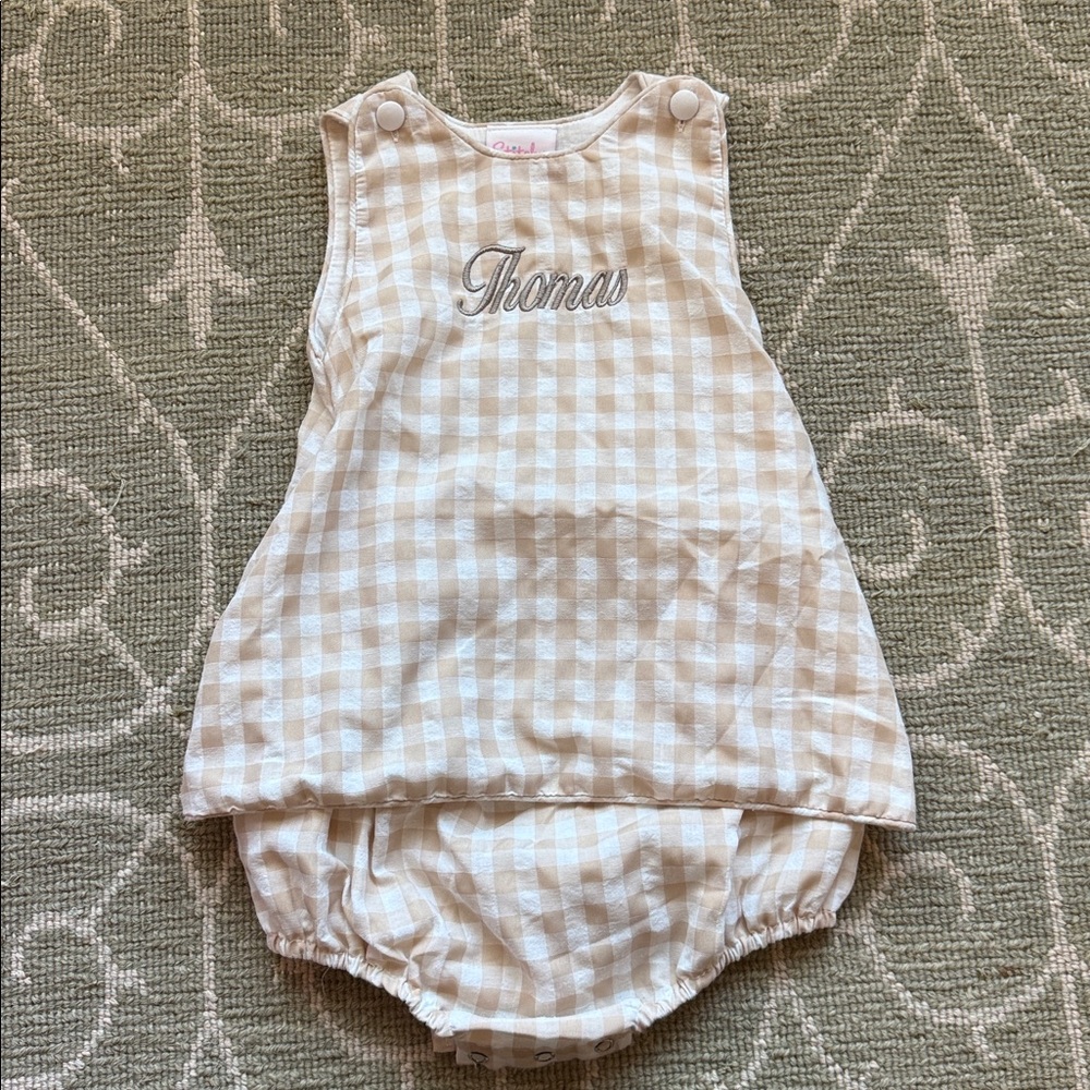Stitchy Fish Beige Gingham Bubble “Thomas” size 24 Months